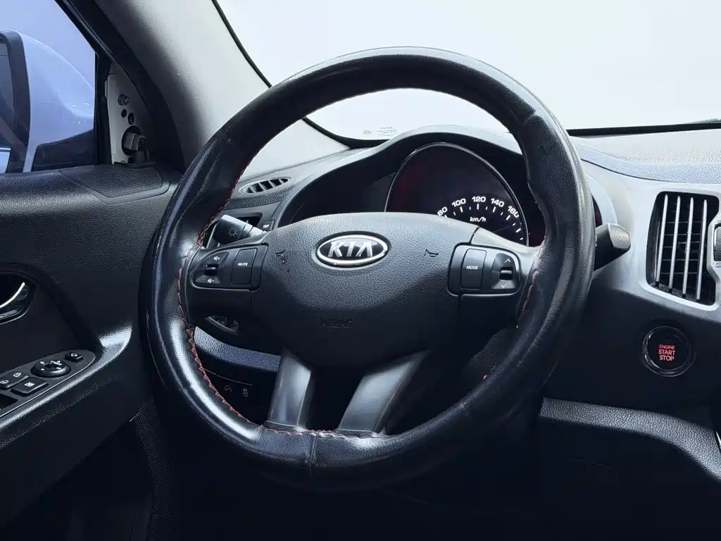 Kia Sportage 2014 — фото 13