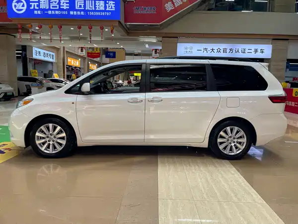 Toyota Sienna 2017