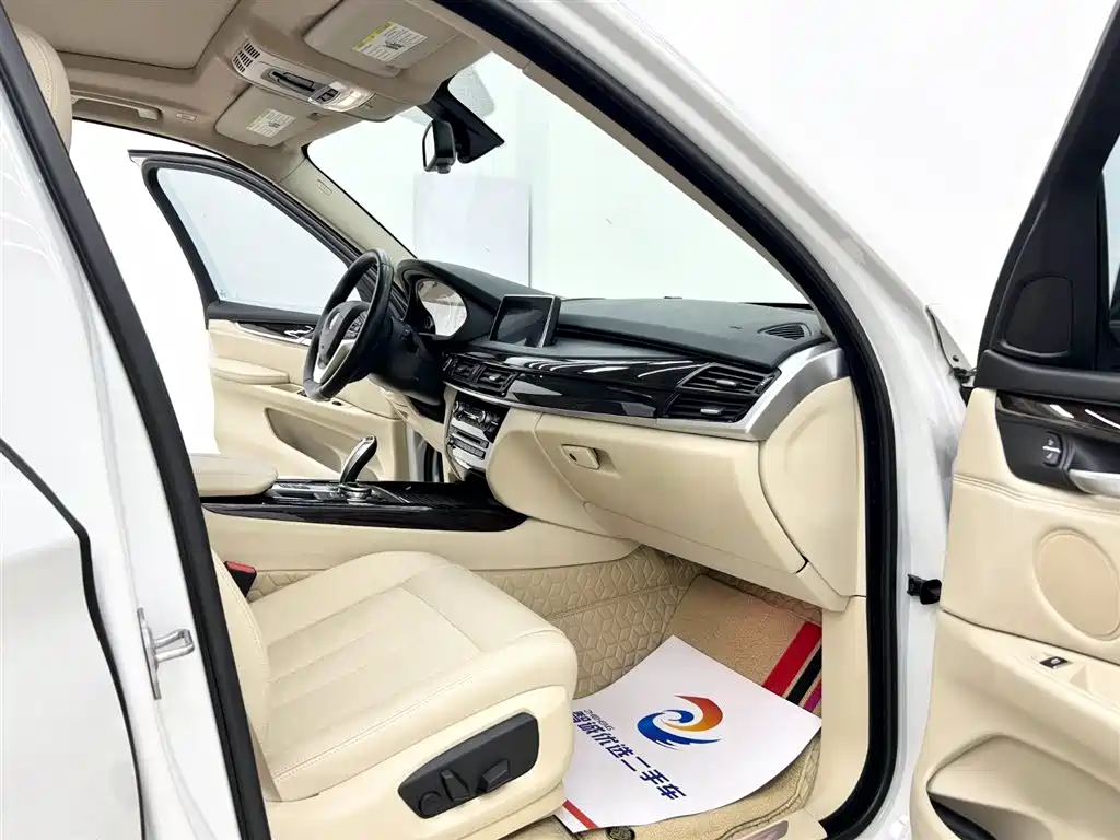 BMW X5 2015 — фото 9