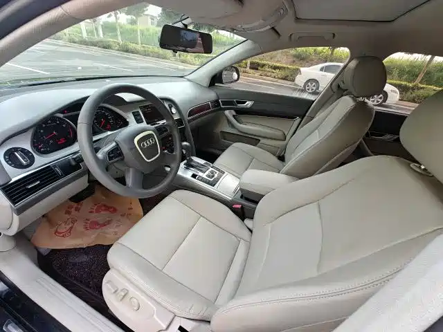Audi A6L 2012