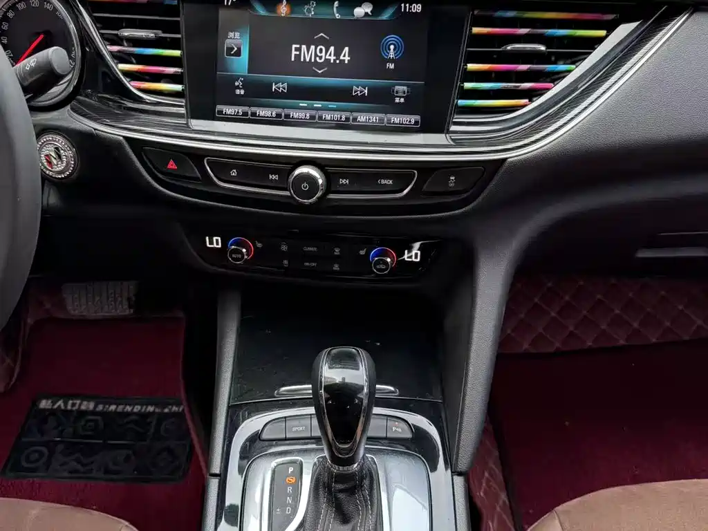 Buick Regal 2019 — фото 12