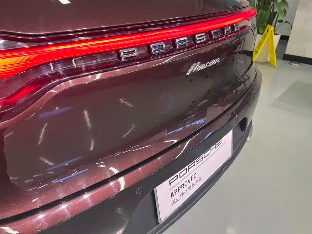 Porsche Macan 2019 — фото 21