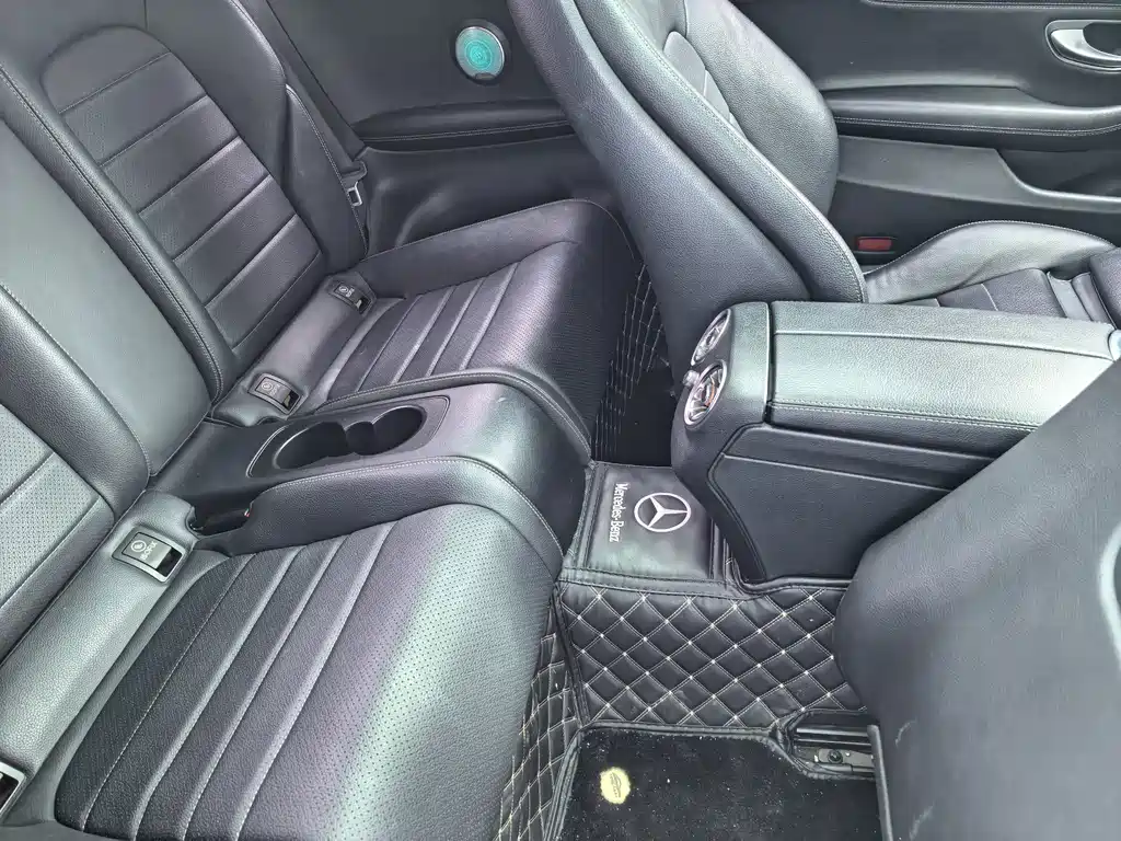 Mercedes-Benz C-Class 2018
