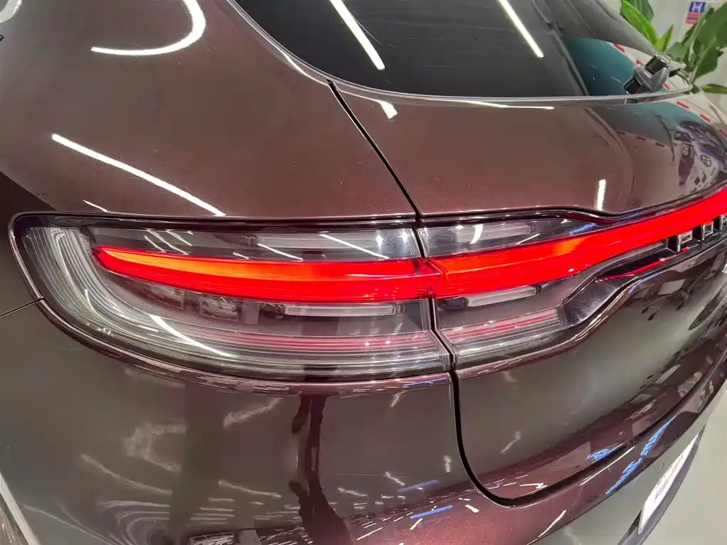 Porsche Macan 2019 — фото 15