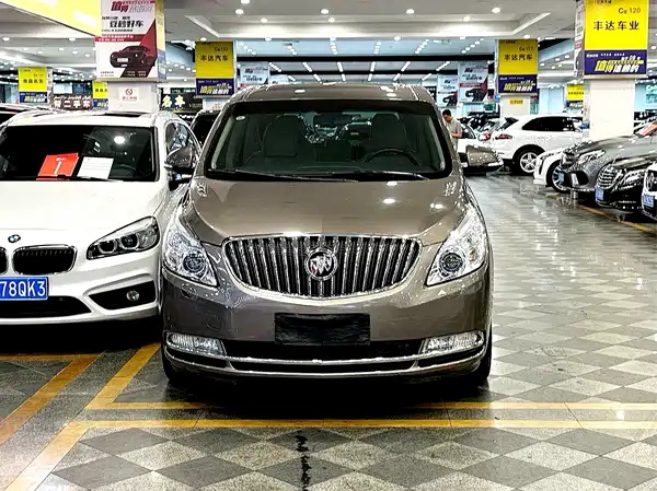 Buick GL8 2016