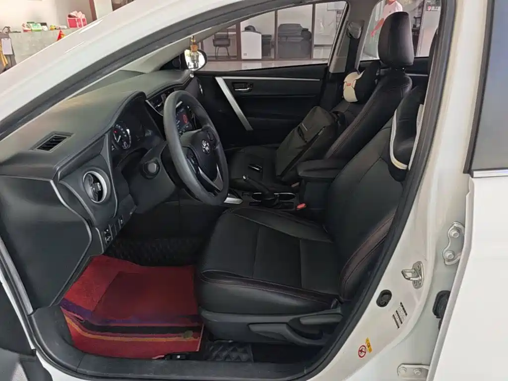 Toyota Corolla 2019 — фото 15
