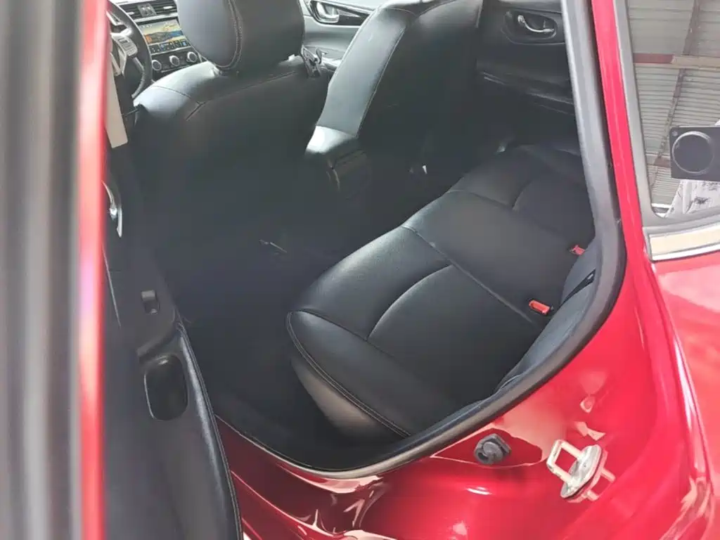Nissan Tiida 2020 — фото 17