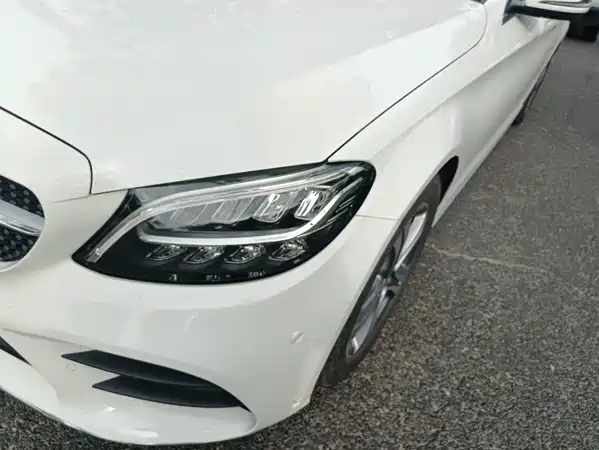 Mercedes-Benz C-Class 2021