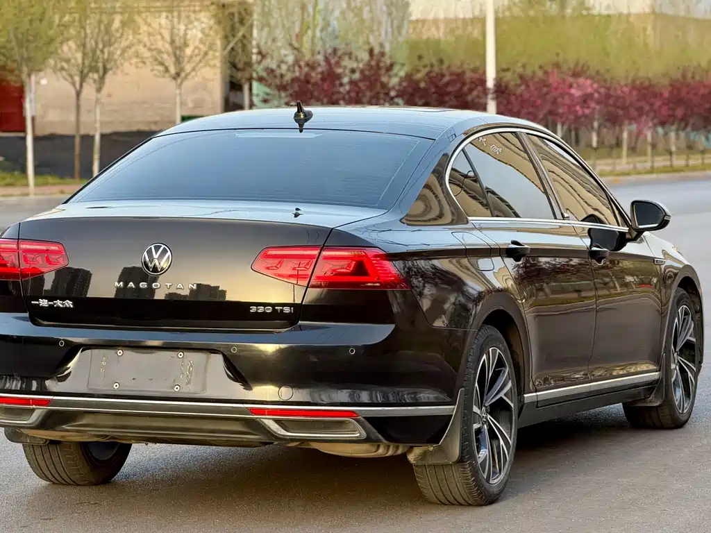 Volkswagen Magotan 2021