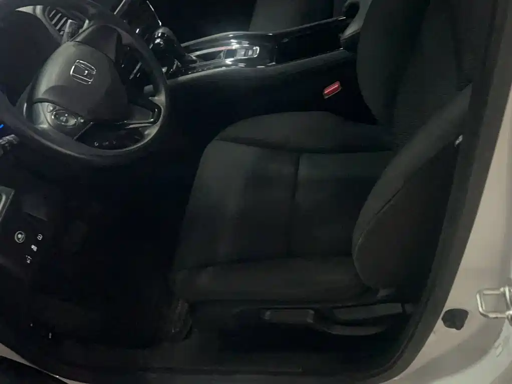 Honda Vezel 2021 — фото 13