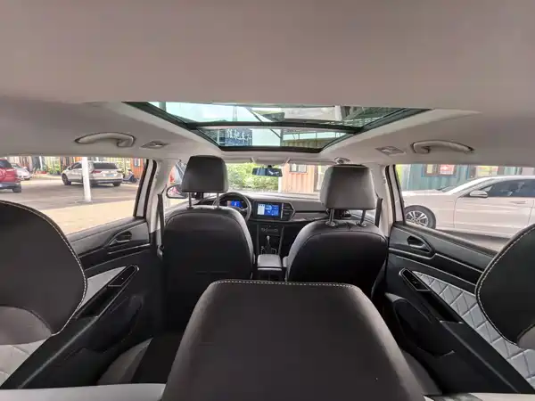 Jetta VS7 2022