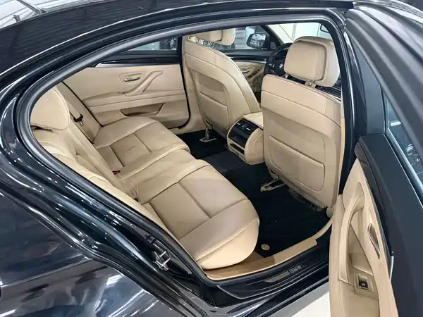 BMW 5 Series 2012