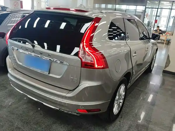 Volvo XC60 2015