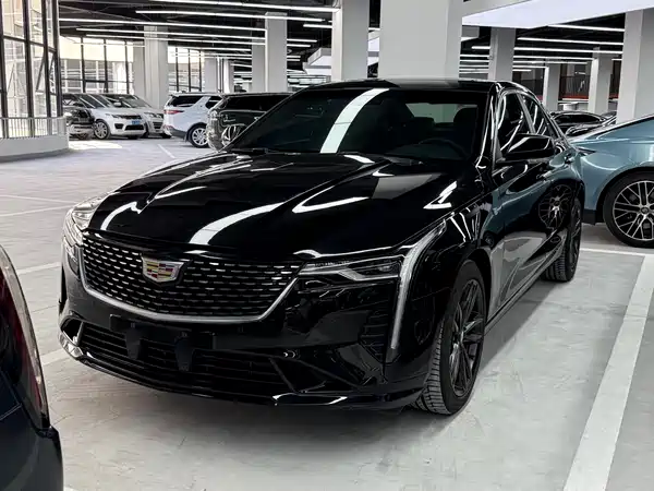 Cadillac CT4 2023