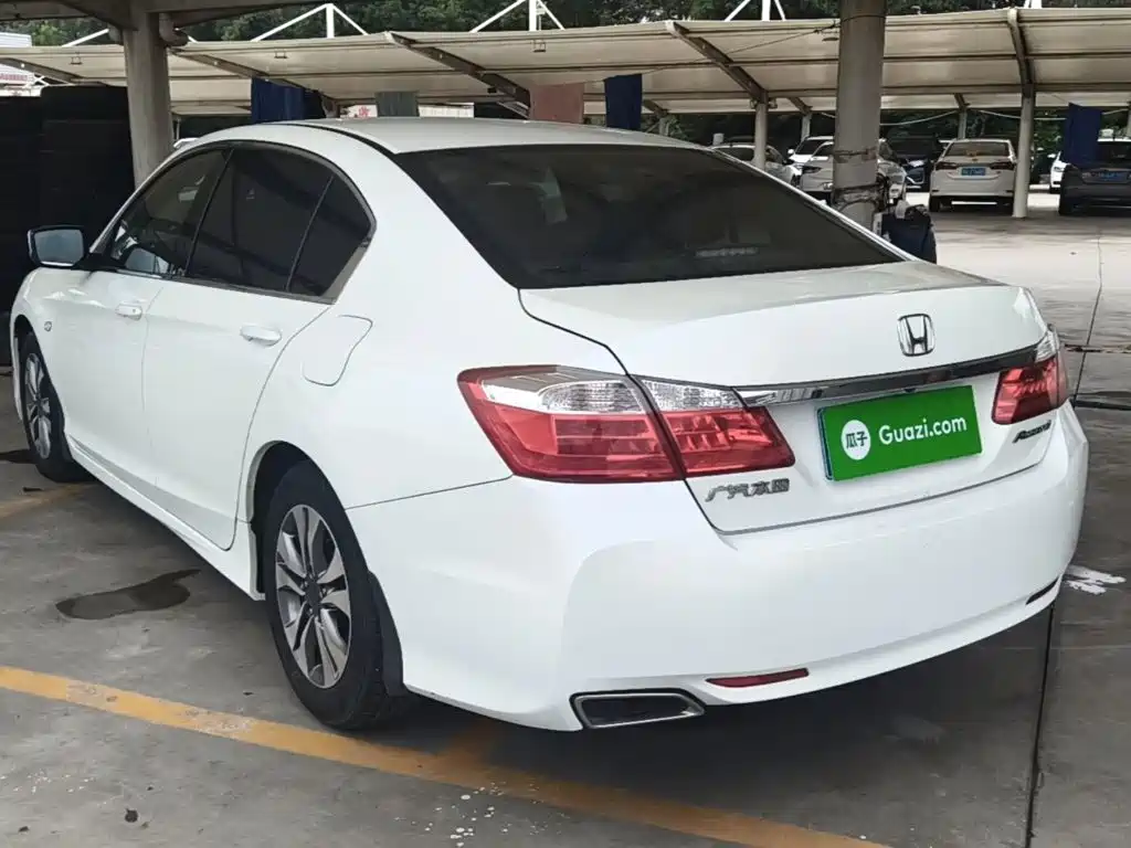 Honda Accord 2016 — фото 5