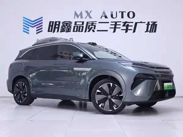 BYD Tang L 2025