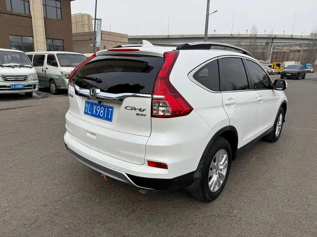 Honda CR-V 2016 — фото 8