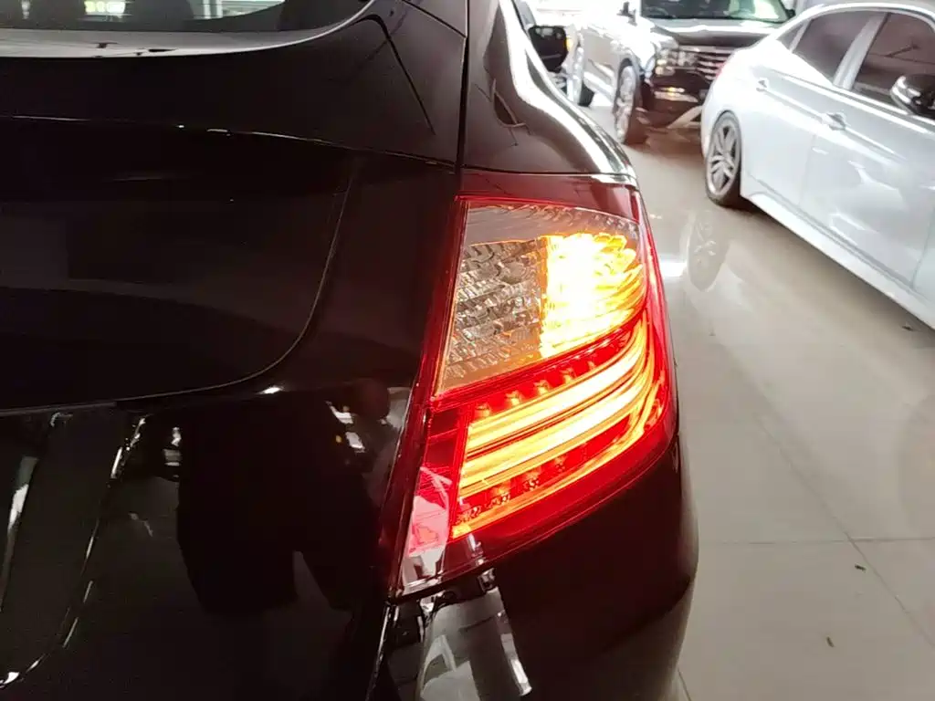 Honda Crosstour 2015 — фото 8