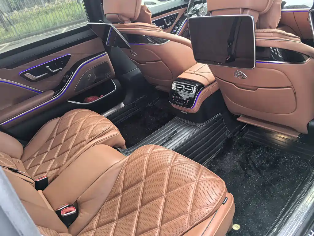Mercedes-Benz Maybach S-Class 2023 — фото 18