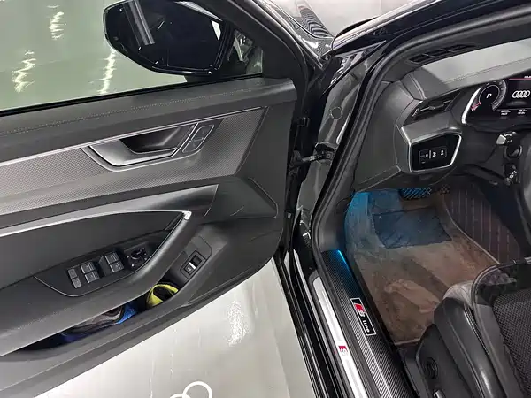 Audi A6L 2024