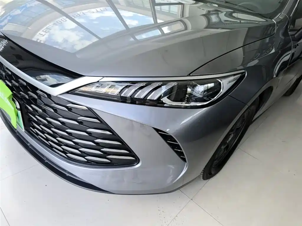 BYD Qin PLUS 2025 — фото 24