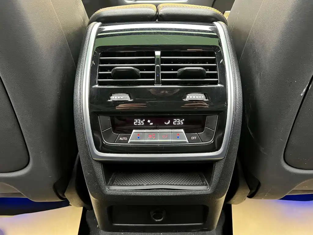 BMW X6 2021 — фото 19