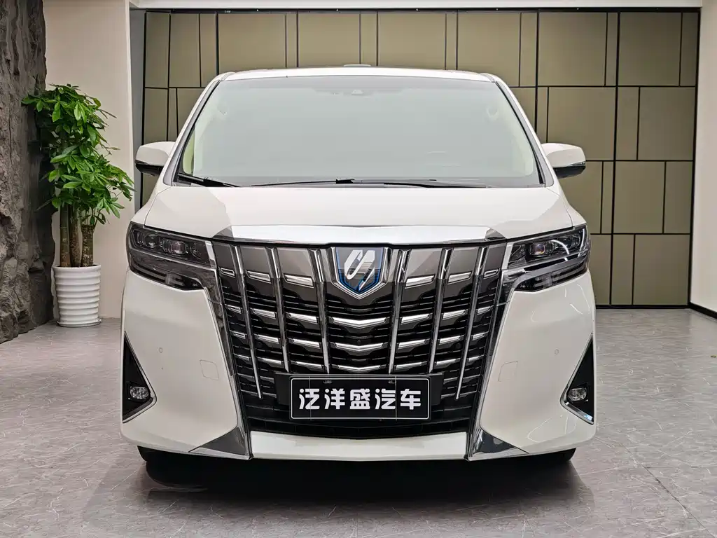 Toyota Alphard 2021 — фото 2
