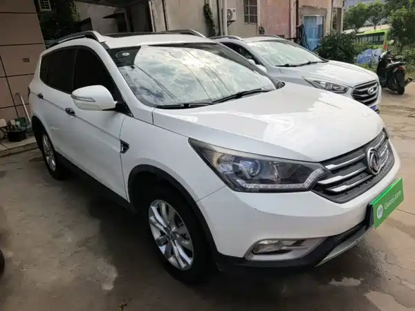 Dongfeng Fengshen AX7 2015
