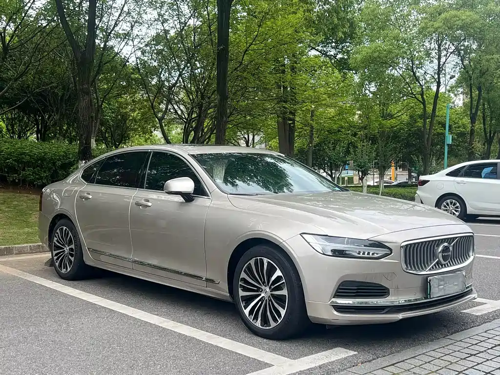 Volvo S90 PHEV 2025 — фото 3