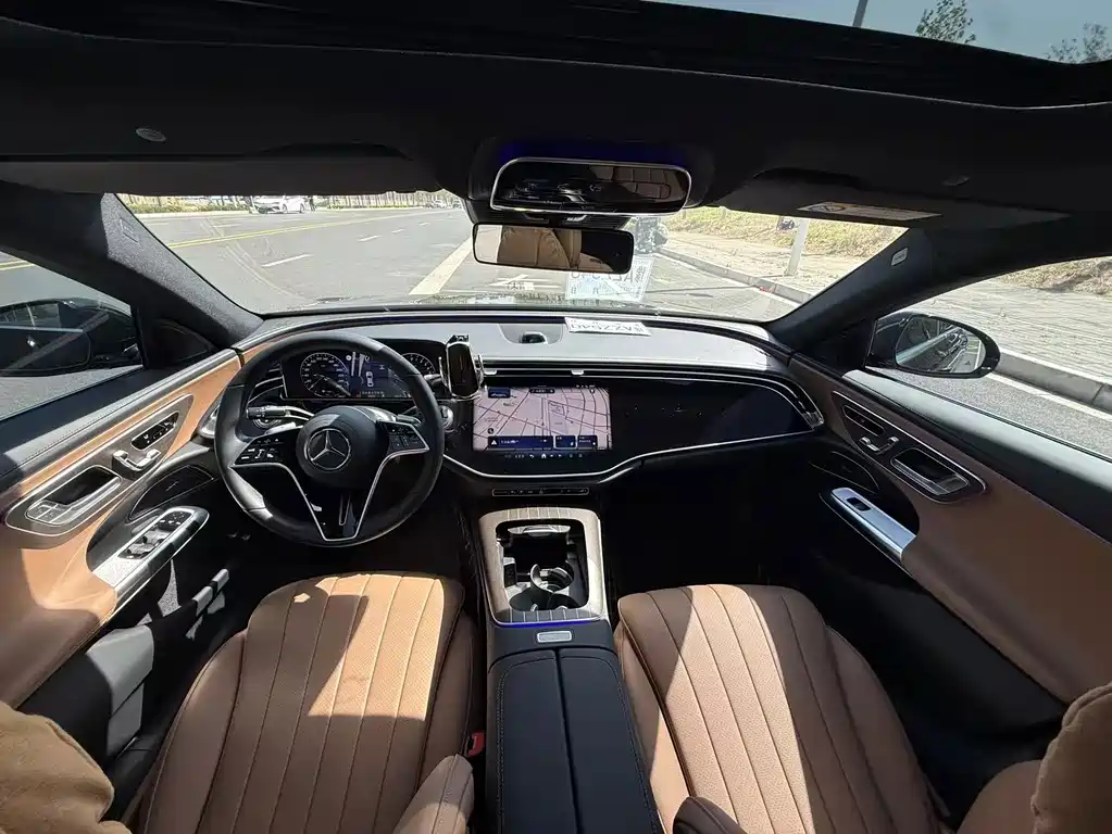 Mercedes-Benz E-Class New Energy 2025 — фото 9