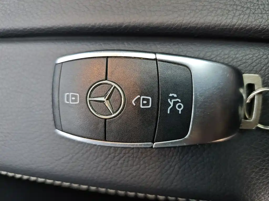 Mercedes-Benz A-Class 2023 — фото 15
