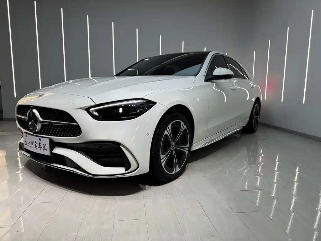 Mercedes-Benz C-Class 2023 — фото 1