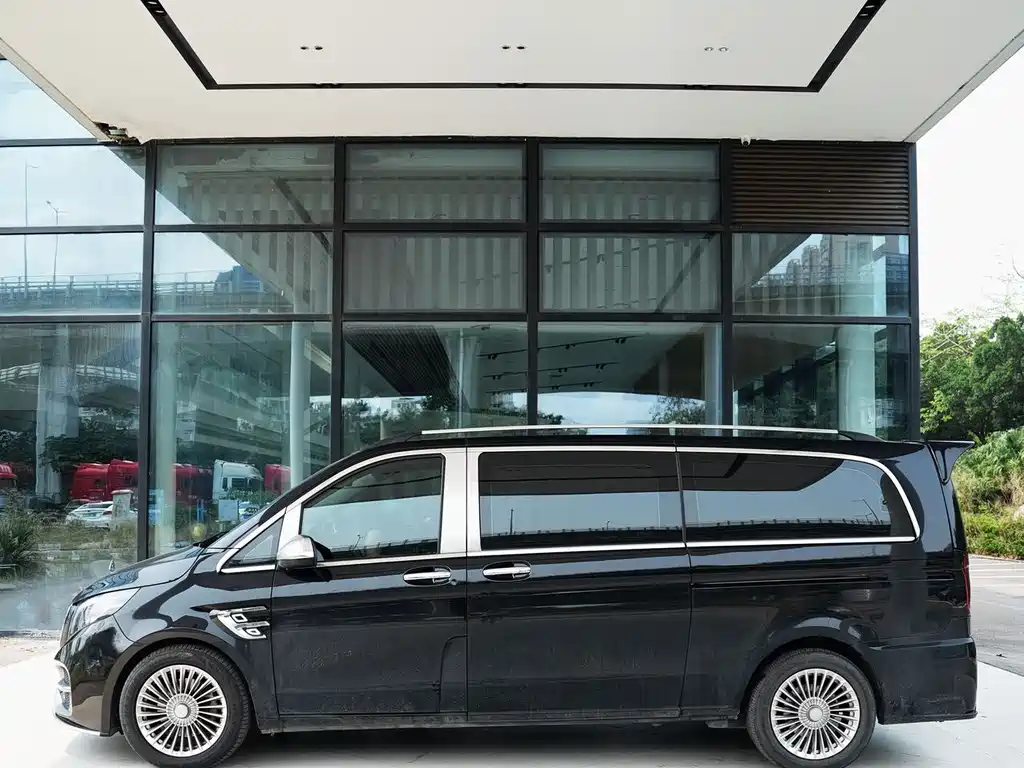 Mercedes-Benz Vito 2022 — фото 3