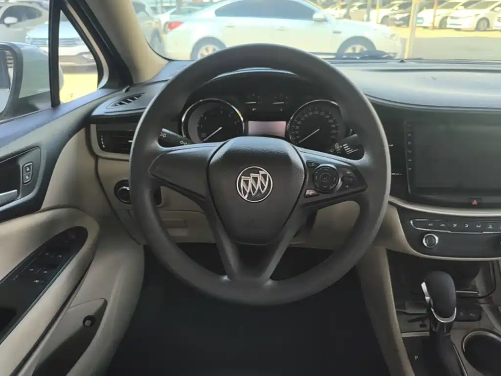 Buick Verano 2017 — фото 11