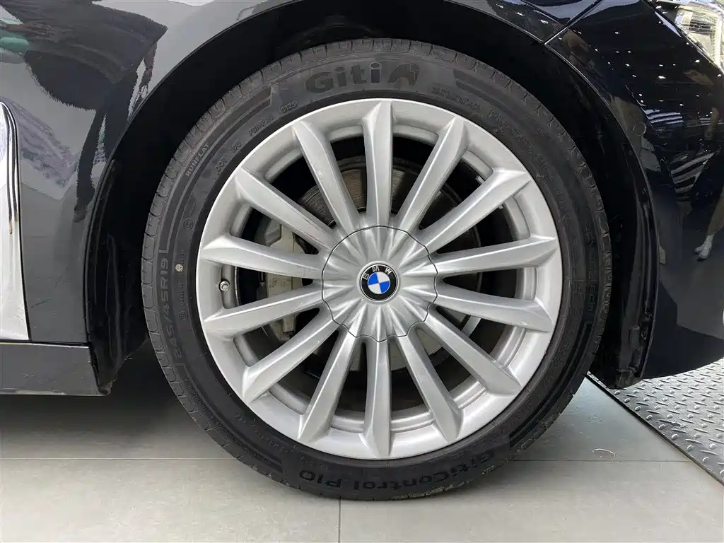 BMW 7 Series 2022 — фото 13