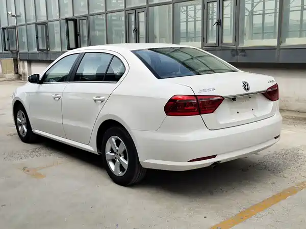 Volkswagen Lavida 2014