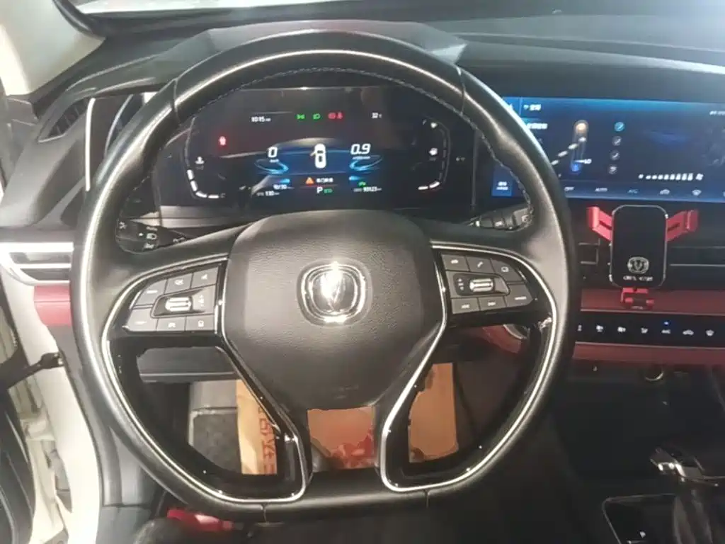 Changan CS75PLUS 2020 — фото 11