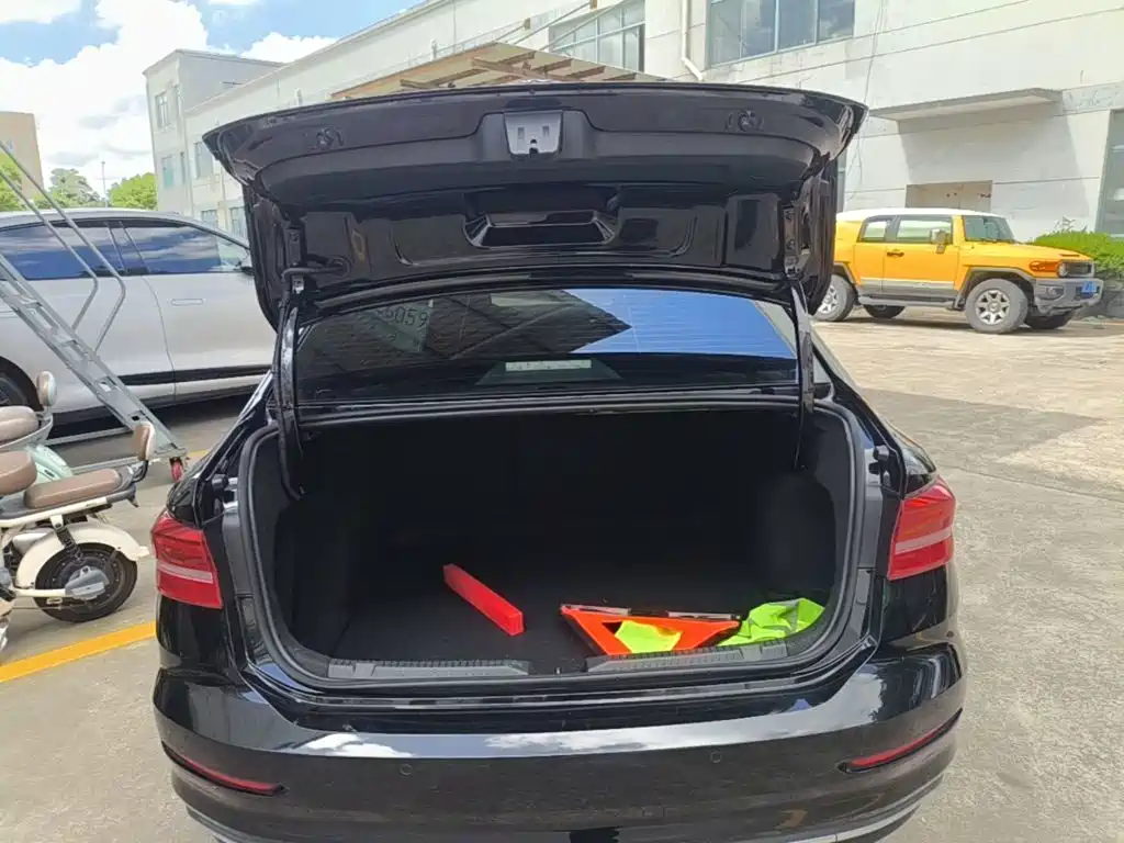 Volkswagen Lavida Pure Electric 2020 — фото 19