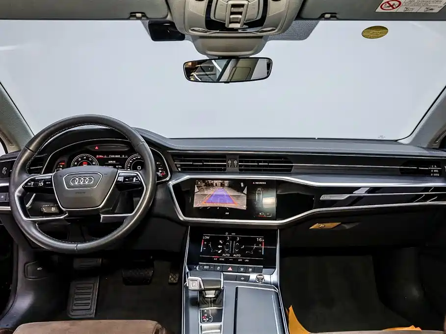 Audi A7L 2024 — фото 15
