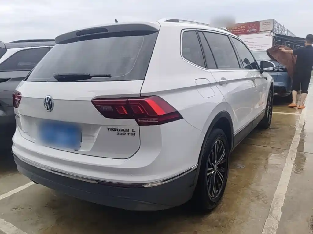 Volkswagen Tiguan L 2019 — фото 7