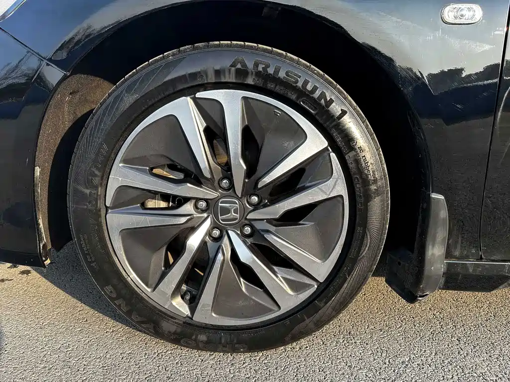 Honda Accord 2019 — фото 13