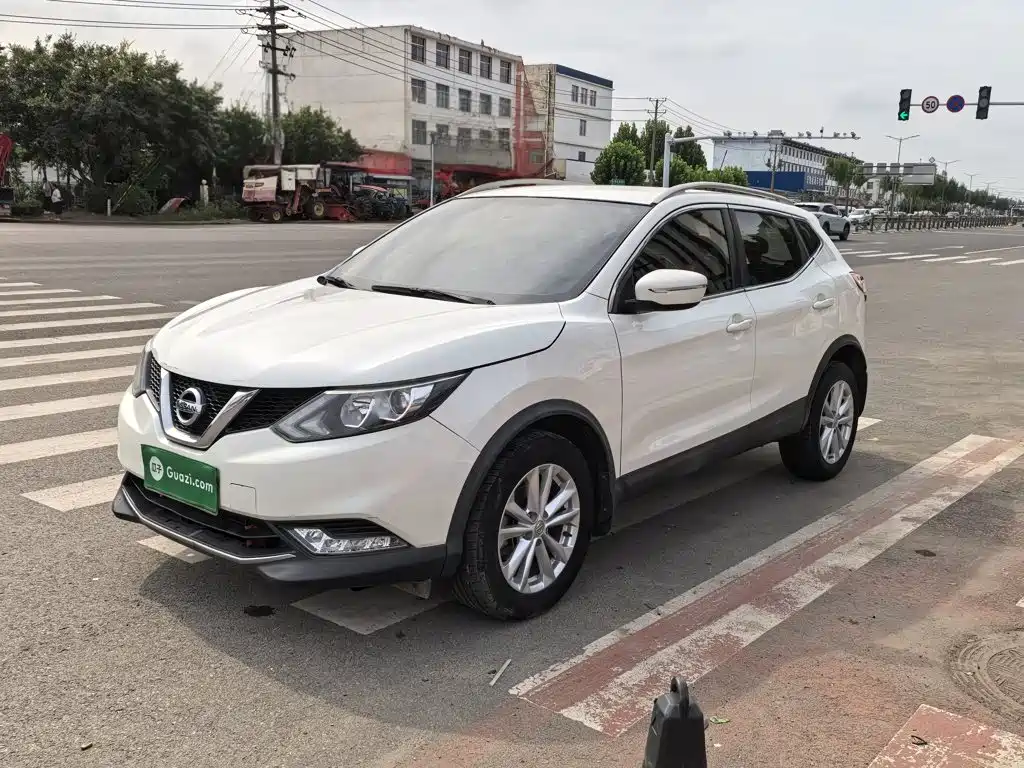 Nissan Qashqai 2017 — фото 1