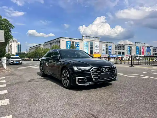 Audi A6L 2025