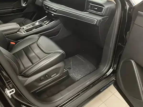 Ford Explorer 2022