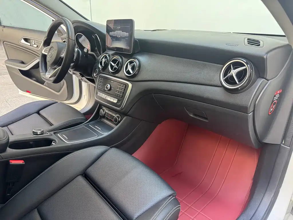 Mercedes-Benz GLA 2019 — фото 10