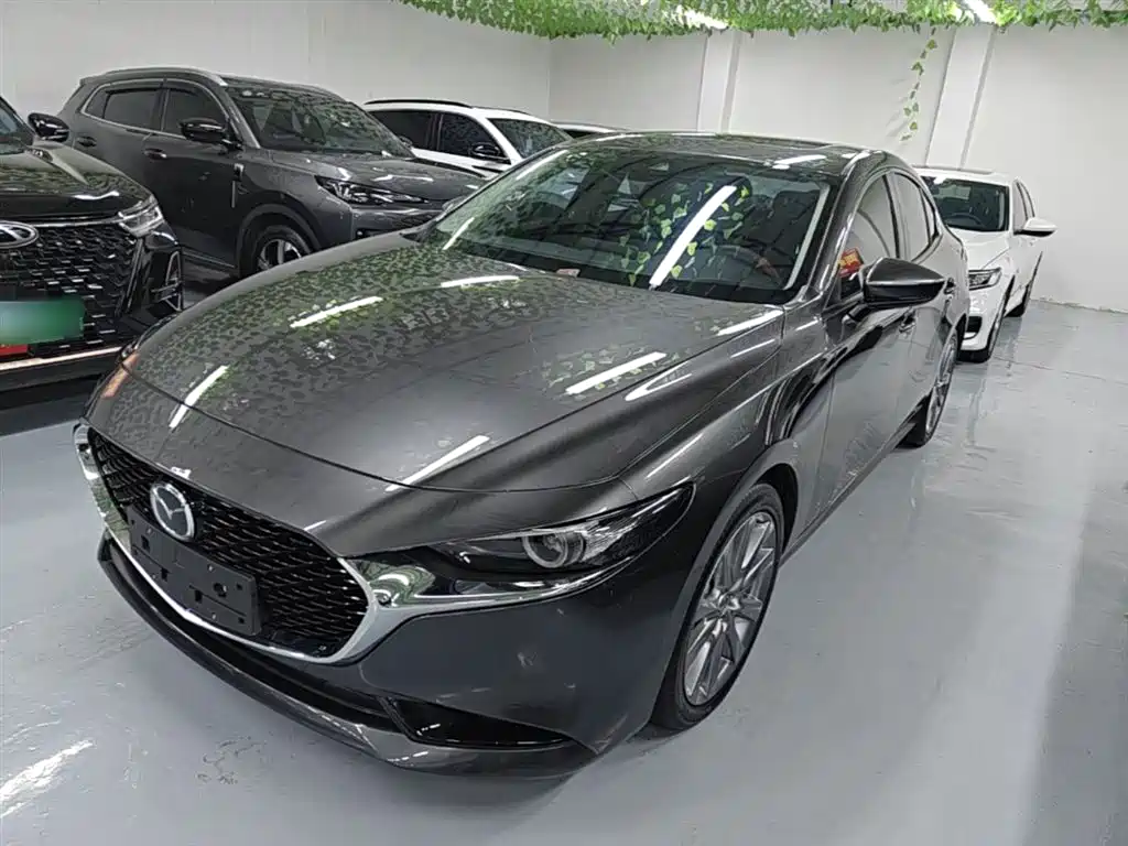 Mazda 3 Axela 2025 — фото 2