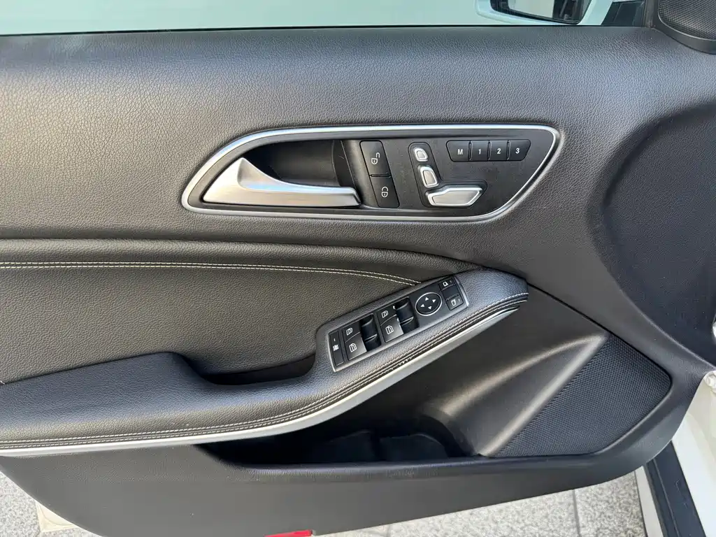 Mercedes-Benz GLA 2019 — фото 15