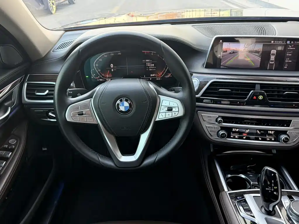 BMW 7 Series 2022 — фото 18