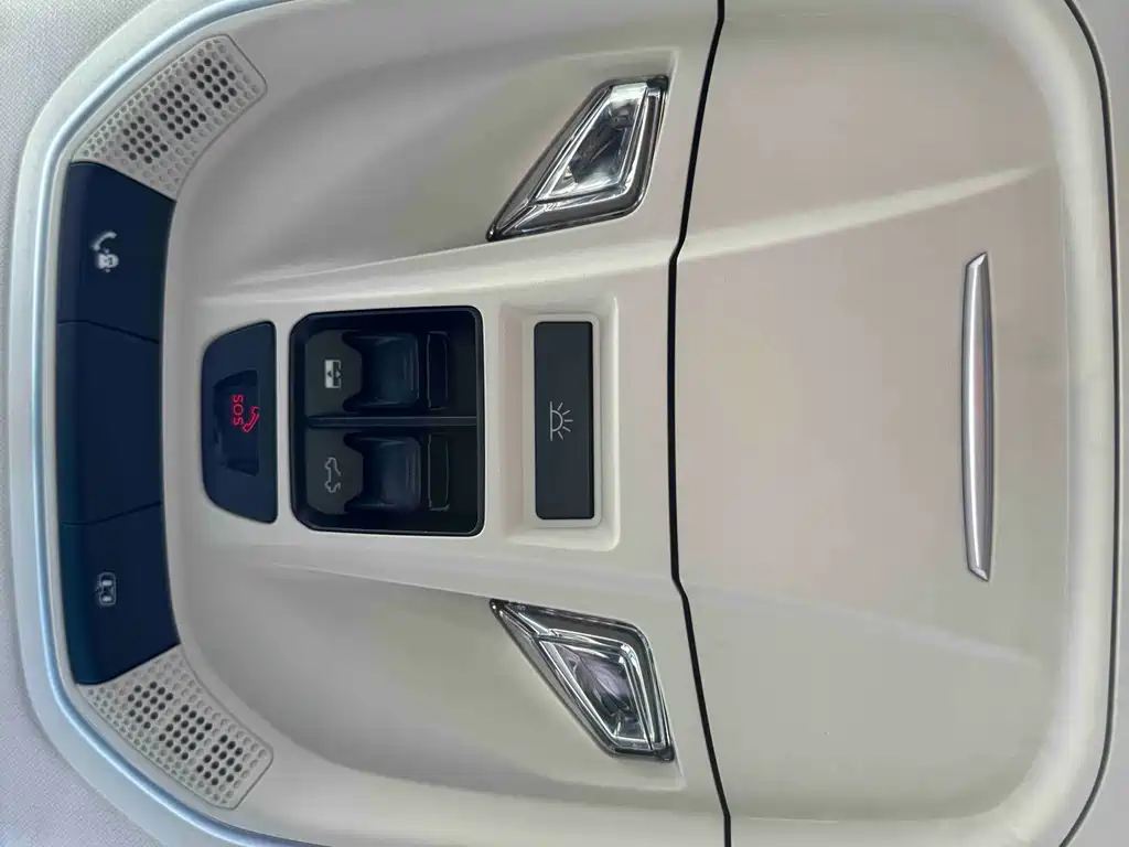 Haval Red Rabbit 2022 — фото 14