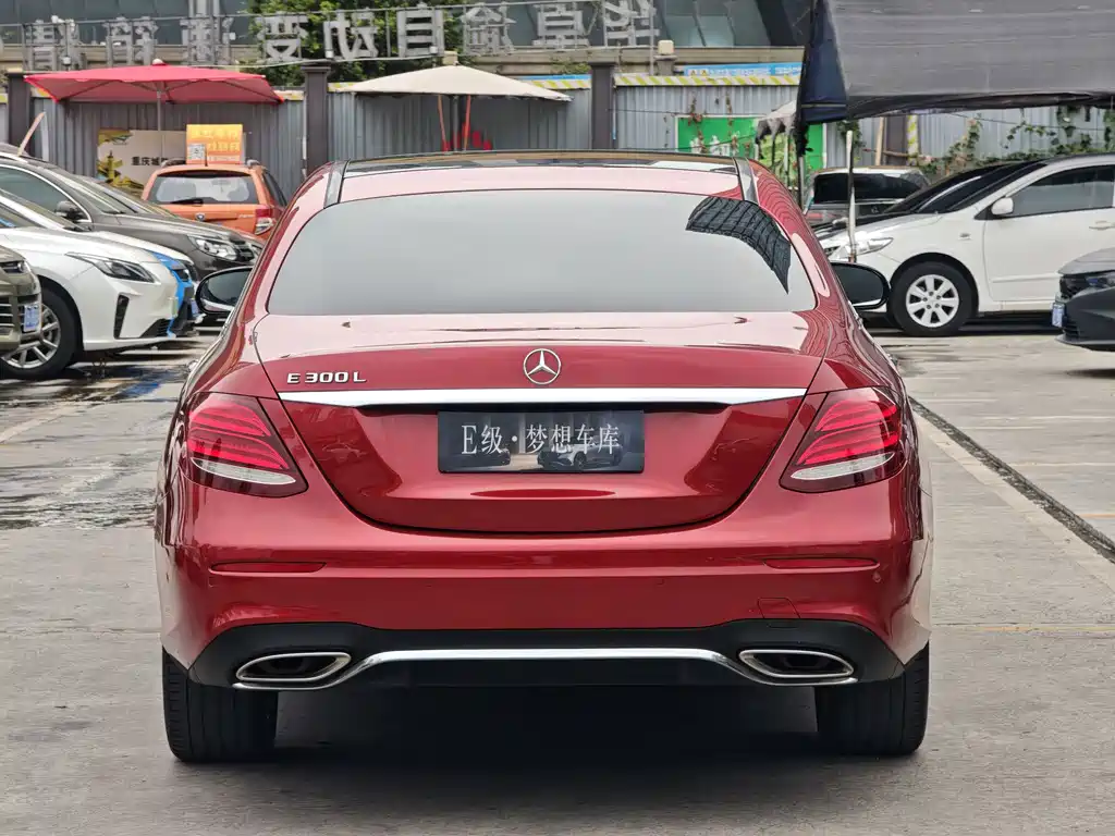 Mercedes-Benz E-Class 2019 — фото 16